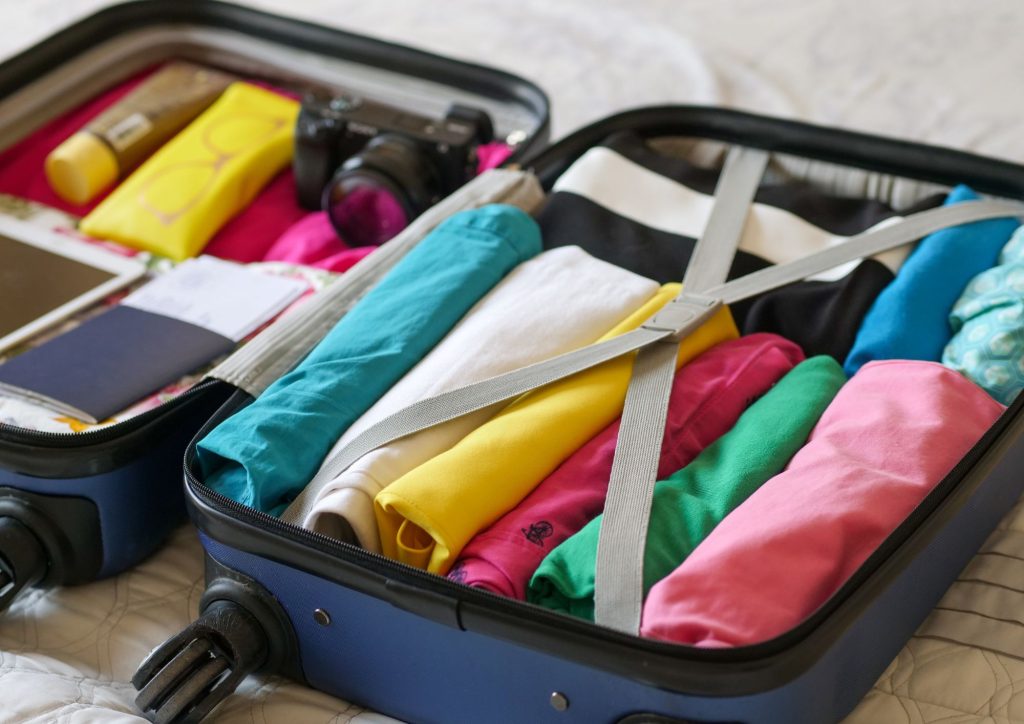 מה לקחת לחופשה בחו"ל